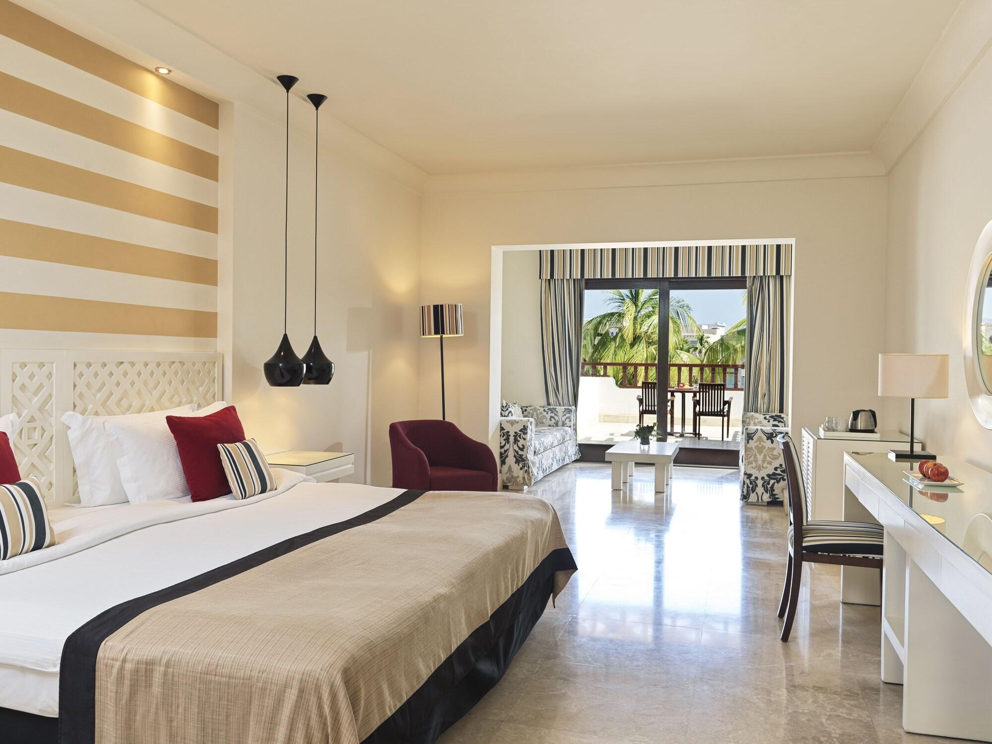 Juweira Boutique Hotel Adult Only Salalah Esterno foto